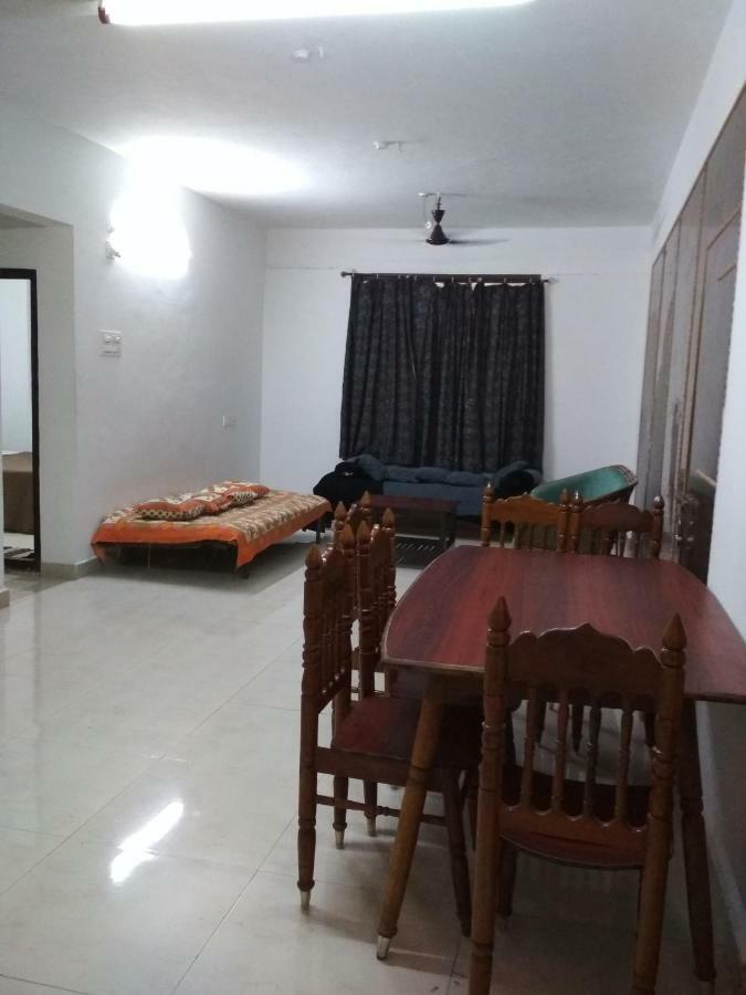 Nayath Serviced Apartments, Homely Stay For Families Since 2011, Secure & Centrally Located, Homely,Simple & Cosy Tirupati Exterior photo